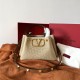 Valentino Bags Top Quality
35/25/17cm