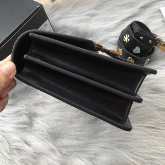 Pinko Bags Top Quality
27*17*8cm