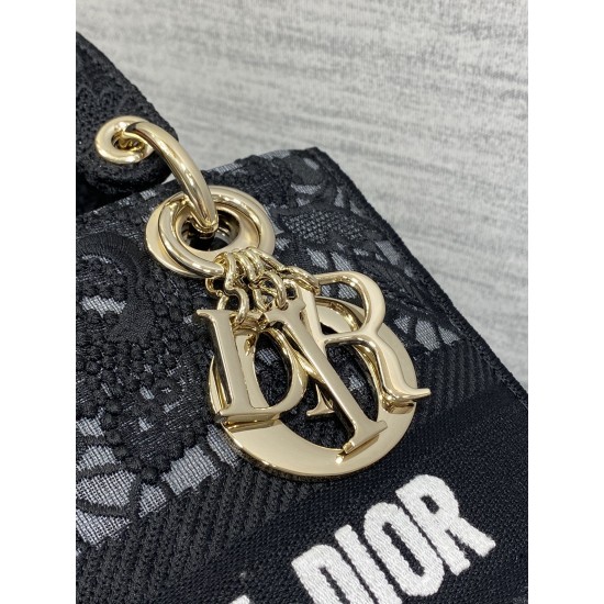 Dior Bags Top Quality
Five Grid