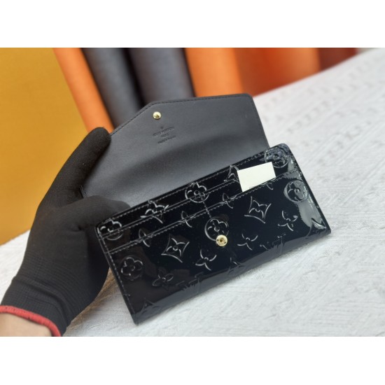 LV Bags High Quality Flip Wallet
