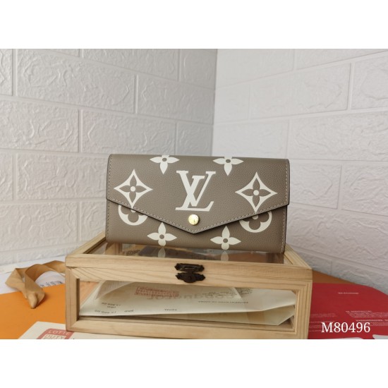 LV Bags High Quality Flip Wallet
