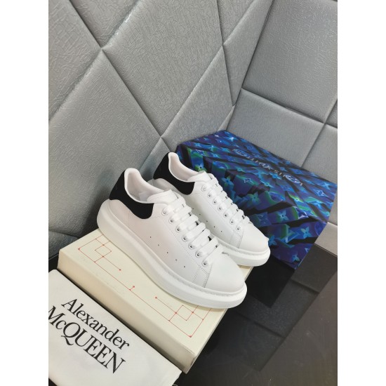 McQueen Shoes High Quality
women 35-40 

men 39-44