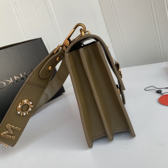 Pinko Bags Top Quality
27*17*8cm