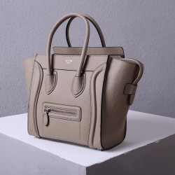 Celine Bags Top Quality 
Small size 20 * 20 * 8cm
Medium size 26 * 26 * 13cm
Large size 30 * 30 * 15cm