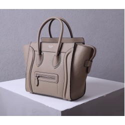 Celine Bags Top Quality 
Small size 20 * 20 * 8cm
Medium size 26 * 26 * 13cm
Large size 30 * 30 * 15cm
