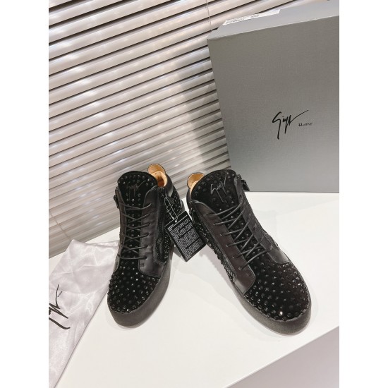 CL Shoes Casual shoes

 Top Quality