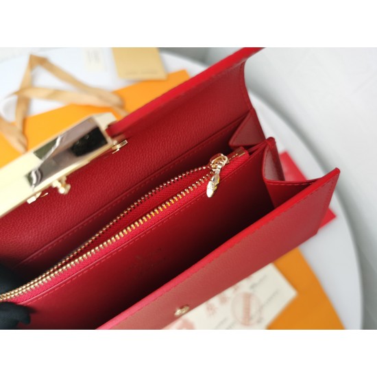 LV Bags High Quality Flip Wallet
