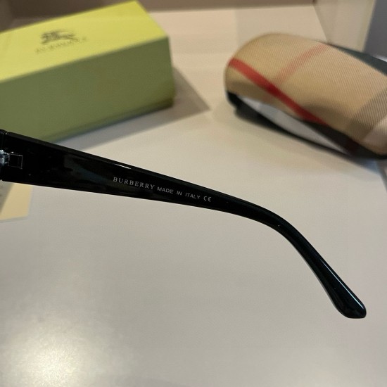 Burberry Glasses