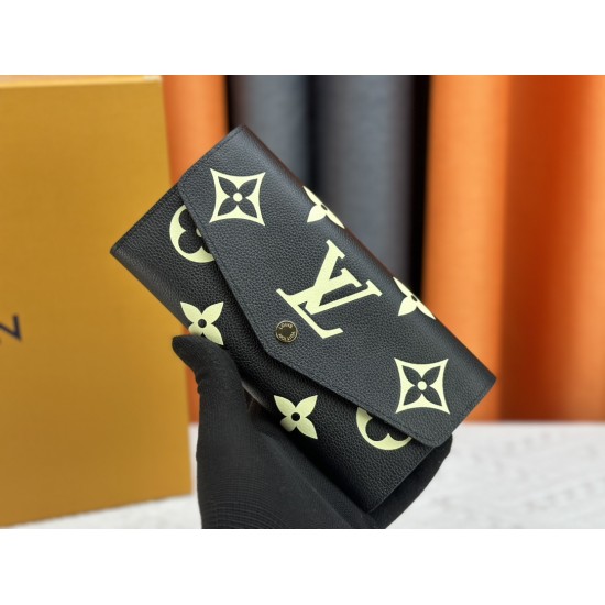 LV Bags High Quality Flip Wallet
