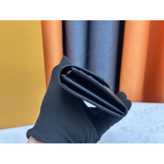 LV Bags High Quality Flip Wallet
