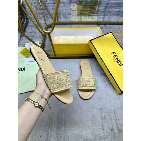 Fendi Shoes Top Quality
35-42