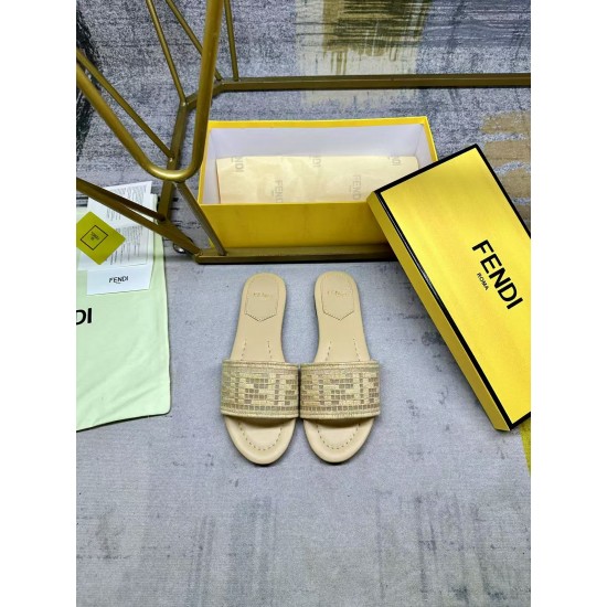 Fendi Shoes Top Quality
35-42