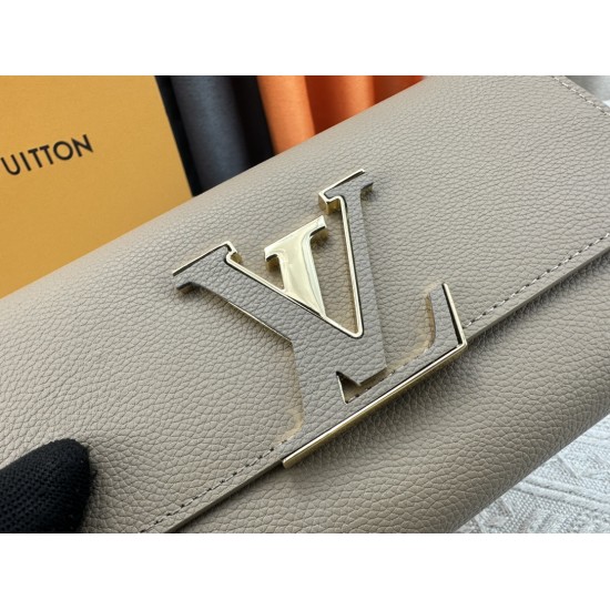 LV Bags High Quality Flip Wallet
