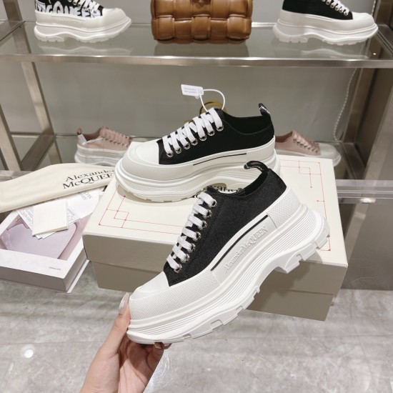 McQueen Shoes High Quality
women 35-40 

men 39-44