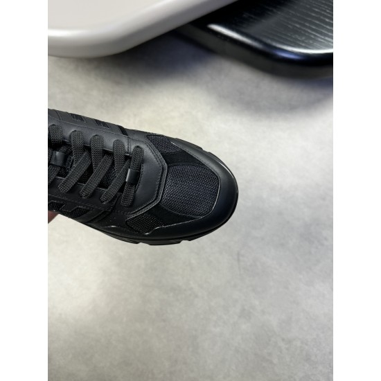 Hogan Shoes Top Quality
35-45 men and women same