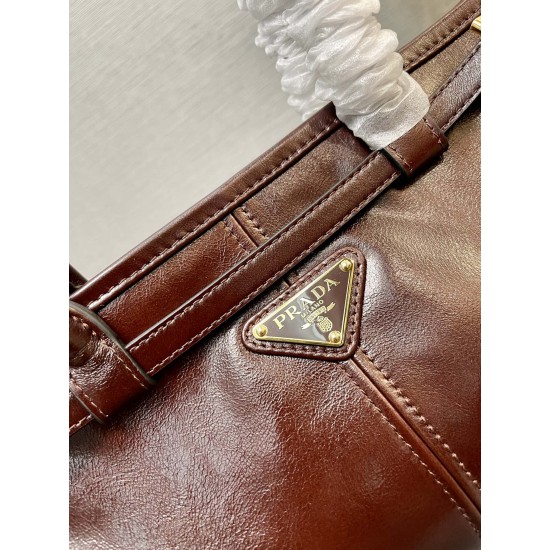 Prada Bags Top Quality
32x15.5x12cm