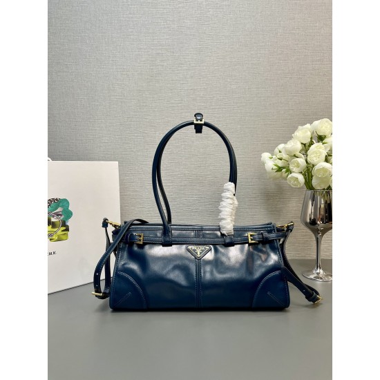 Prada Bags Top Quality
32x15.5x12cm