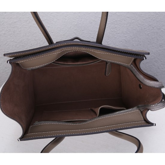 Celine Bags Top Quality 
Small size 20 * 20 * 8cm
Medium size 26 * 26 * 13cm
Large size 30 * 30 * 15cm