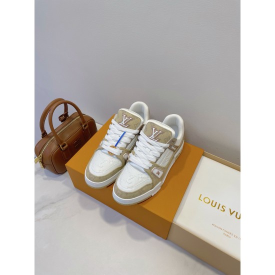 LV Shoes Top Quality
women 35-40 

men 39-45