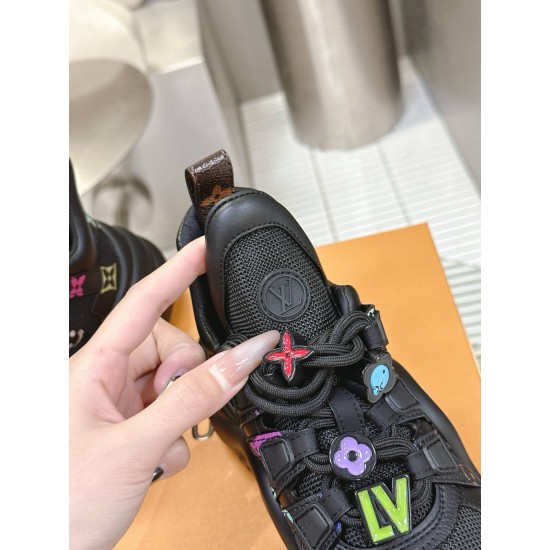 LV Shoes Top Quality
women 35-40 
