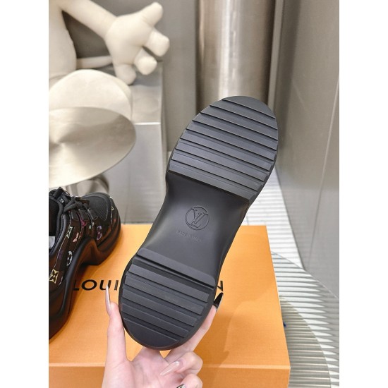 LV Shoes Top Quality
women 35-40 
