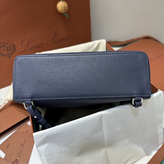 LP Bags Top Quality Size: 23 × 8 × 22cm