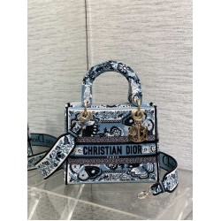 Dior Bags Top Quality
Five Grid