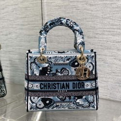 Dior Bags Top Quality
Five Grid