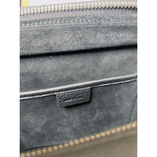 Celine Bags Top Quality 
Small size 20 * 20 * 8cm
Medium size 26 * 26 * 13cm
Large size 30 * 30 * 15cm