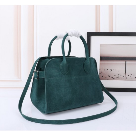 The Row Bags Top Quality
Small:26.20.18
Big:38.26.23