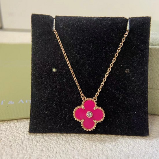 Van Cleef Jewelry High Quality