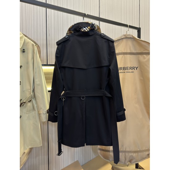 Burberry coat
uk4，6，8，10，12