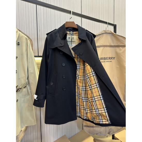 Burberry coat
uk4，6，8，10，12