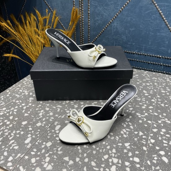 Versace Shoes Fashion shoes
 Top Quality