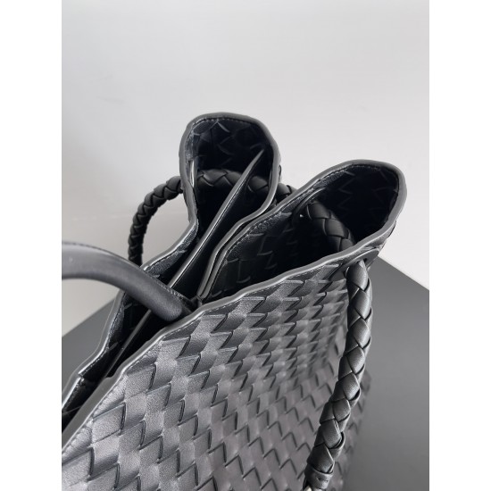 BV Bags Top Quality ANDIAMO 743575