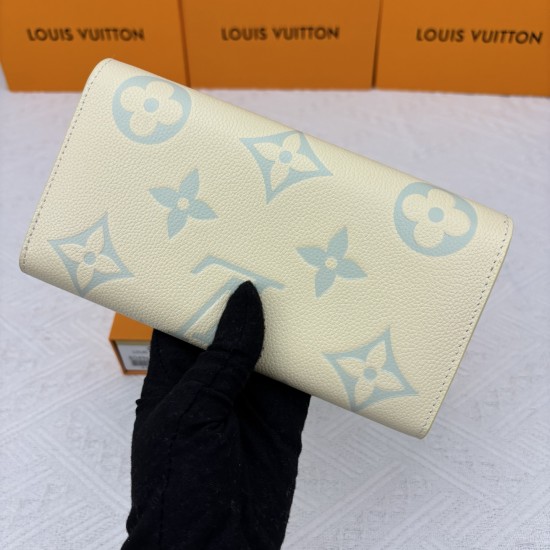 LV Bags High Quality Flip Wallet

