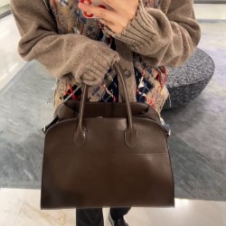 The Row Bags Top Quality
Small:26.20.18
Big:38.26.23