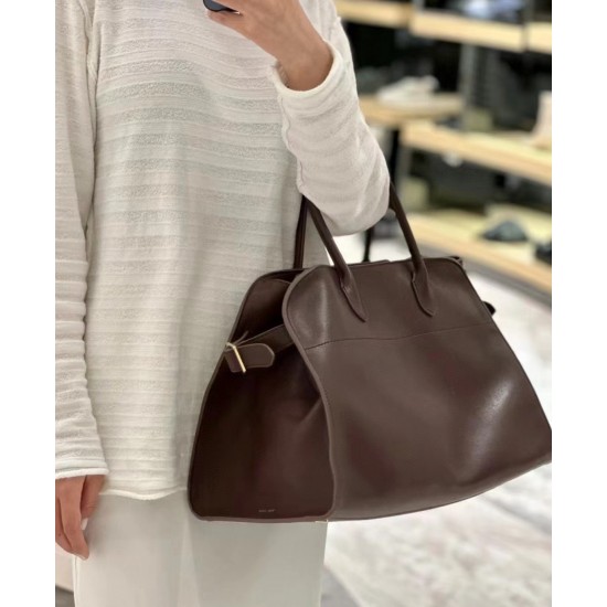 The Row Bags Top Quality
Small:26.20.18
Big:38.26.23