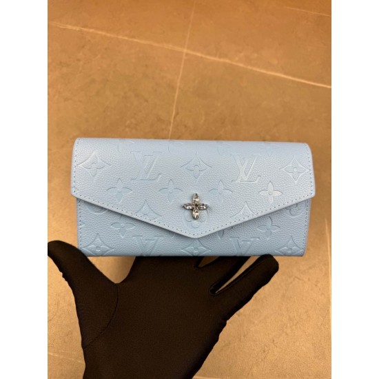 LV Bags High Quality Flip Wallet
