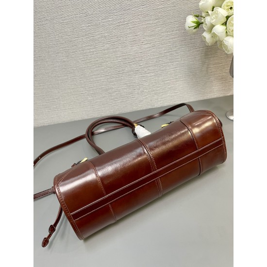 Prada Bags Top Quality
32x15.5x12cm