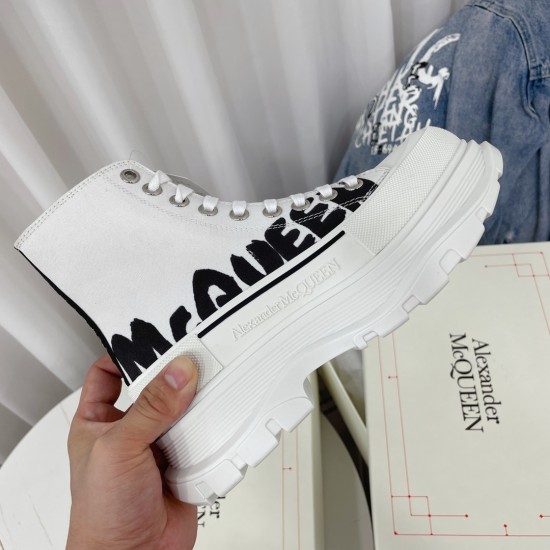 McQueen Shoes
 Top Quality
