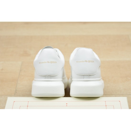 McQueen Shoes High Quality
women 35-40 

men 39-44