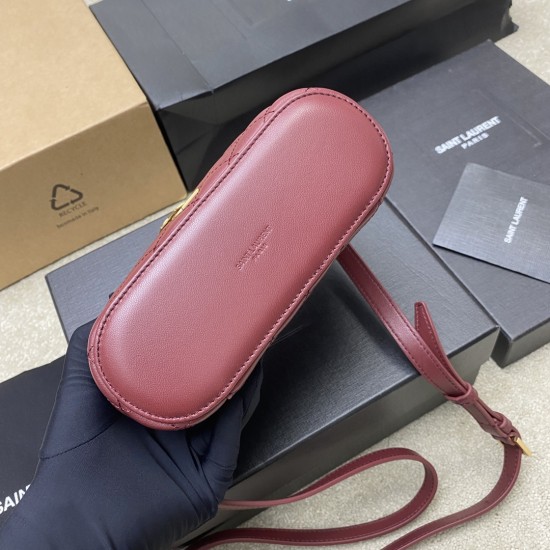 YSL Bags Top Quality
18×11×6.5 cm