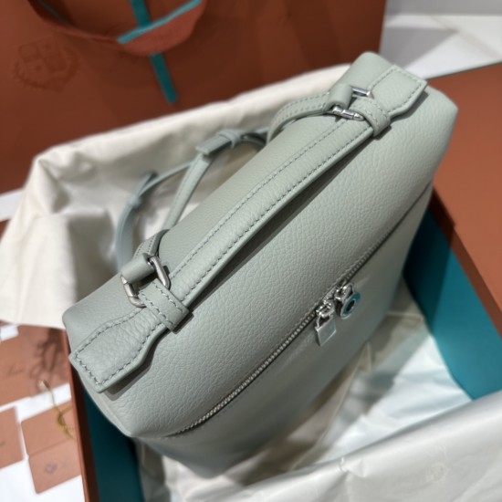 LP Bags Top Quality Size: 23 × 8 × 22cm