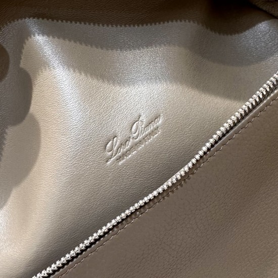 LP Bags Top Quality Size: 23 × 8 × 22cm