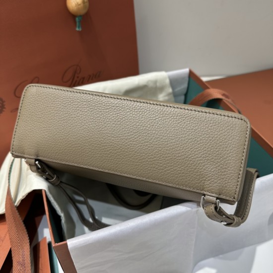 LP Bags Top Quality Size: 23 × 8 × 22cm