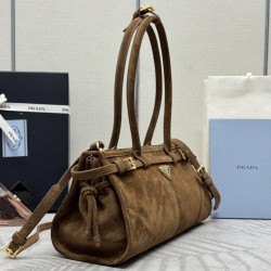 Prada Bags Top Quality
32x15.5x12cm