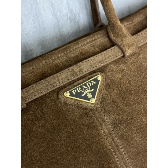 Prada Bags Top Quality
32x15.5x12cm