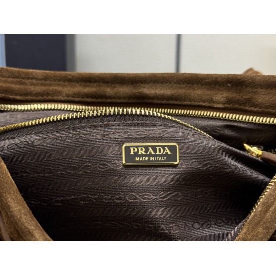 Prada Bags Top Quality
32x15.5x12cm