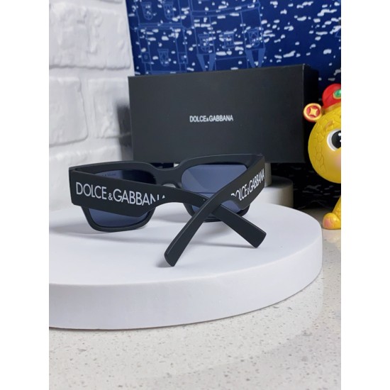 DG Glasses